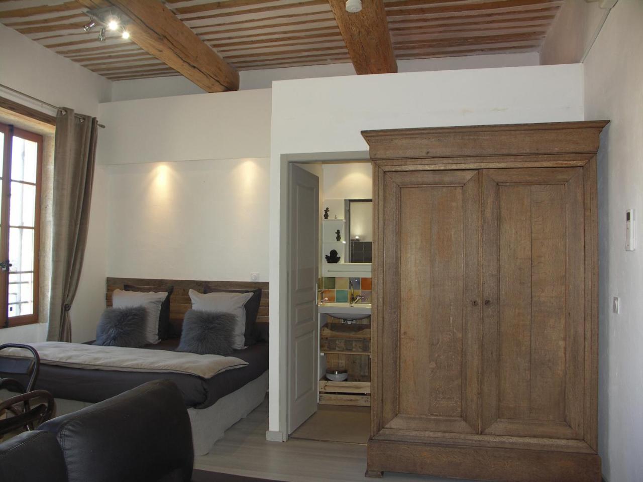 Domaine Saint Martin Hotell Valliguieres Eksteriør bilde