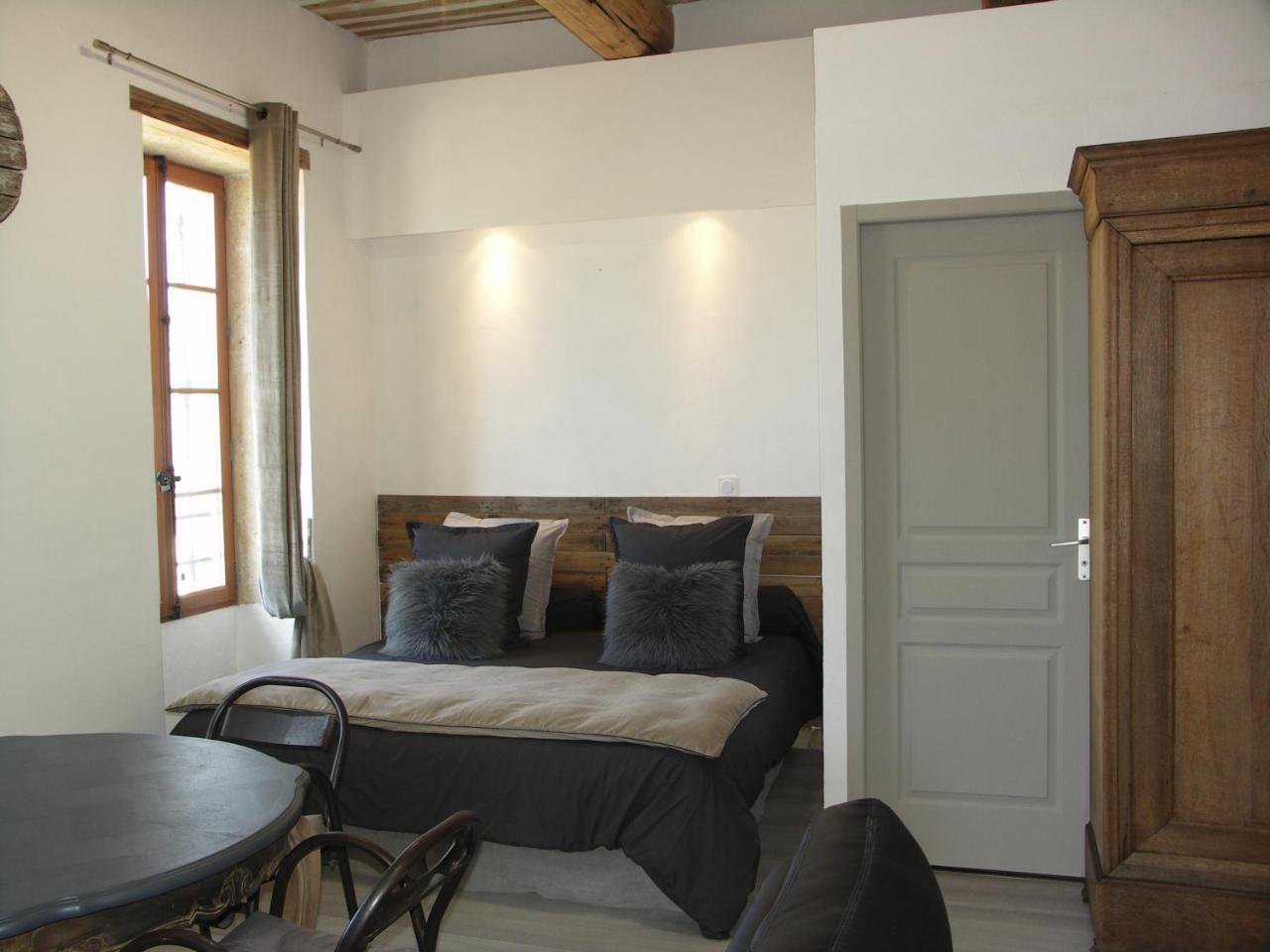 Domaine Saint Martin Hotell Valliguieres Eksteriør bilde
