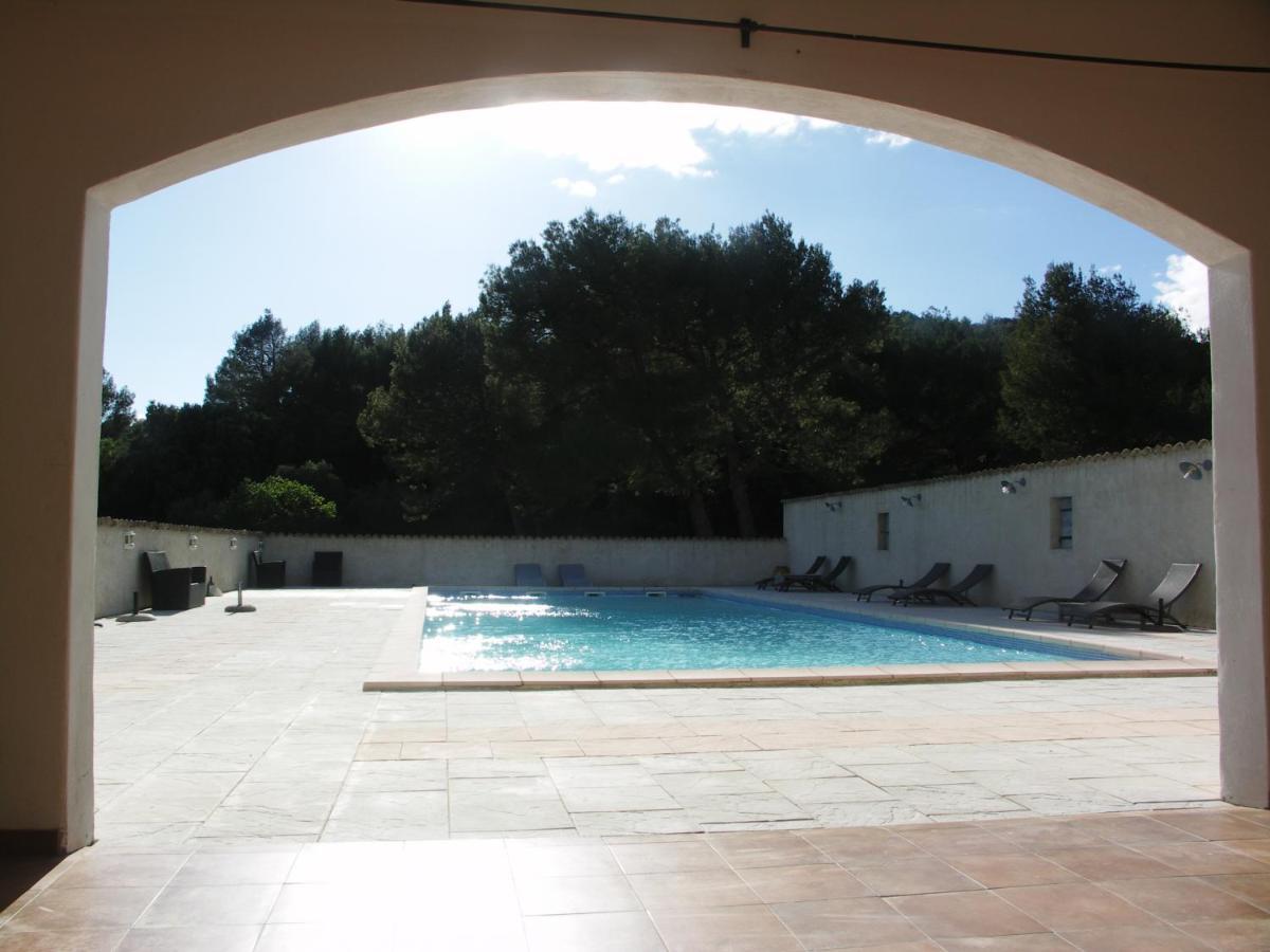 Domaine Saint Martin Hotell Valliguieres Eksteriør bilde